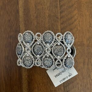 NWT Elegant Cuff Bracelet